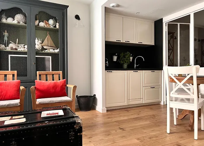 Les Petits Volets 3 Appartements Au Choix