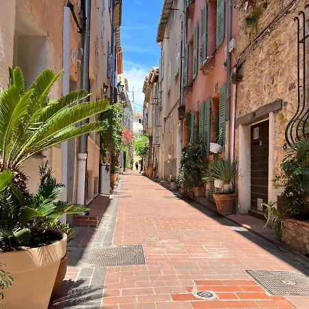 Les Petits Volets 3 Appartements Au Choix Antibes Exterior photo