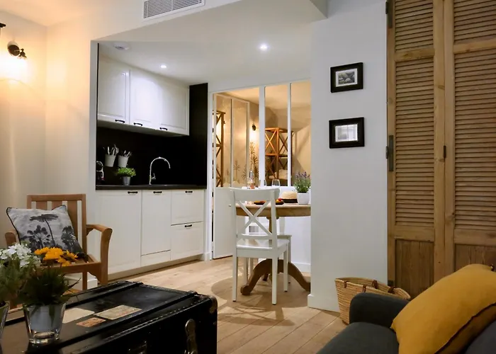 Les Petits Volets 3 Appartements Au Choix